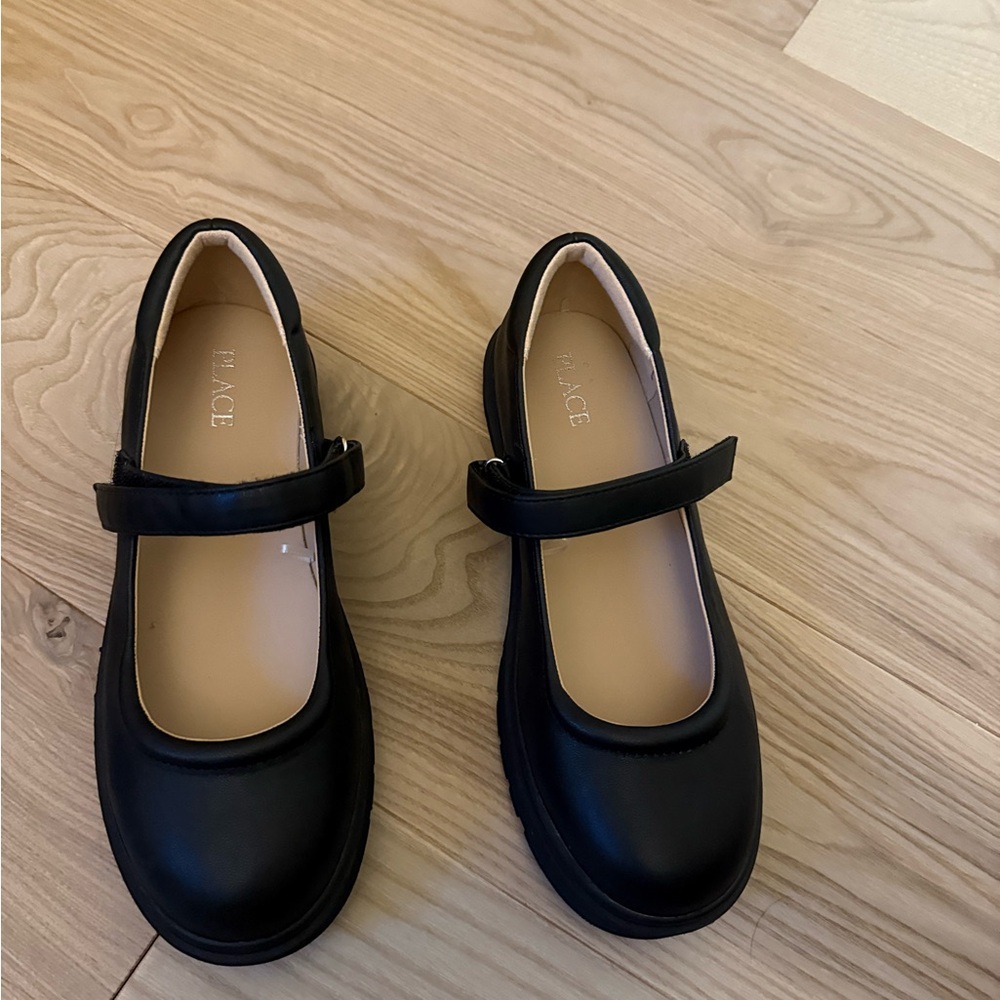 The Children's Place Black Mary Jane Youth 5